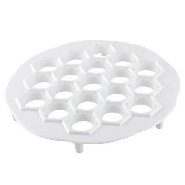 Pierogi/pelmeni tésztaformázó 19 lyukkal, 20 cm, fehér PP műanyag