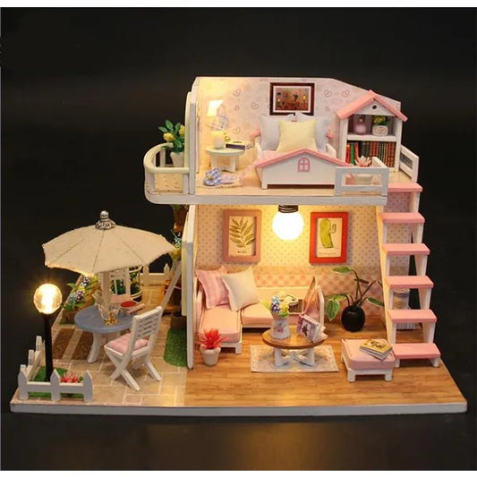 Fa babaház építőkészlet LED világítással, bútorokkal, 19,5 cm