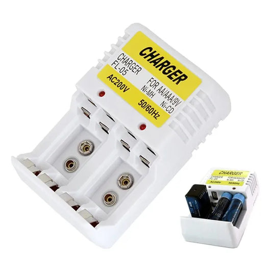 LC28 univerzális AA/AAA és 9V akkumulátor töltő, 4+1 foglalat