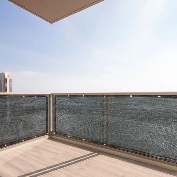 Balkon árnyékoló PVC háló 105x700 cm, 150 g/m², UV-álló, fekete