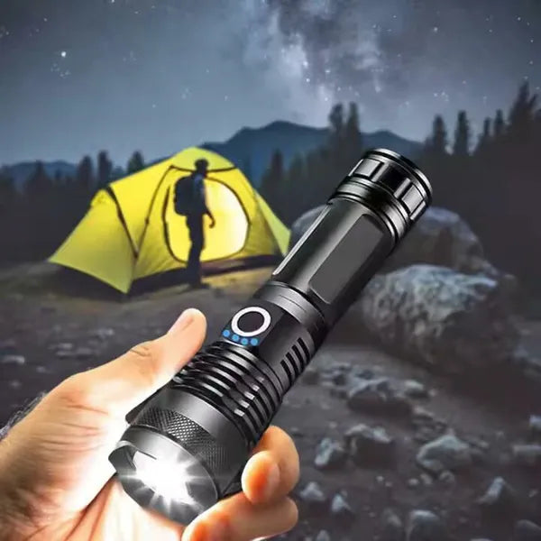 Taktikai zseblámpa 2000 lm, CREE LED, USB-töltés, IPX8, zoom