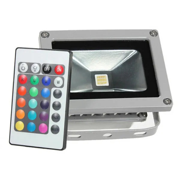 RGB LED reflektor 9,6 W, IP65, távirányító, 16 szín, kültéri