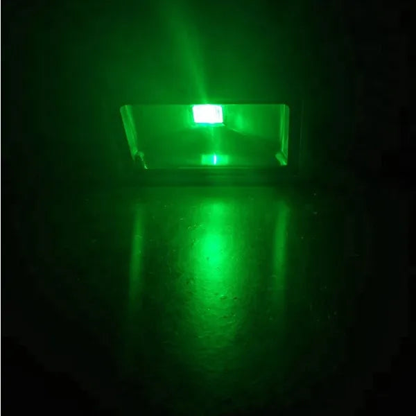 RGB LED reflektor 9,6 W, IP65, távirányító, 16 szín, kültéri