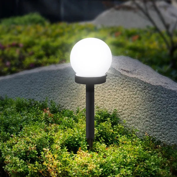 Kerti napelemes LED lámpa, fehér gömb, leszúrható, 38 cm, IP43