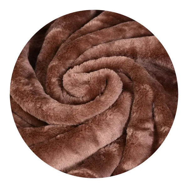 Barna plüss takaró 160×200 cm, 100% poliészter, hypoallergén