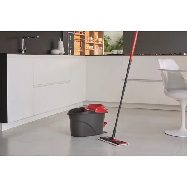 Vileda Ultramat Turbo lapos felmosó szett vödörrel és 55-130 cm teleszkópos nyél