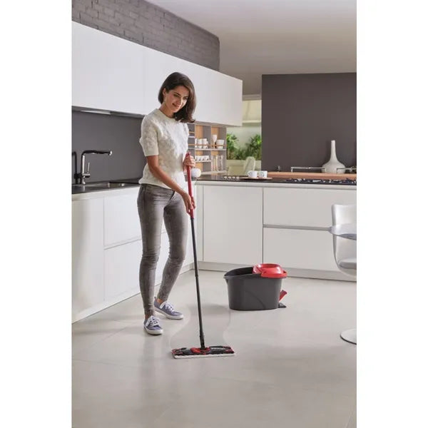 Vileda Ultramat Turbo lapos felmosó szett vödörrel és 55-130 cm teleszkópos nyél