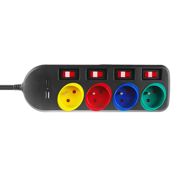 Fekete 4 aljzatos hosszabbító USB-A/C-vel, egyenkénti kapcsoló, 1,5 m, 2500 W